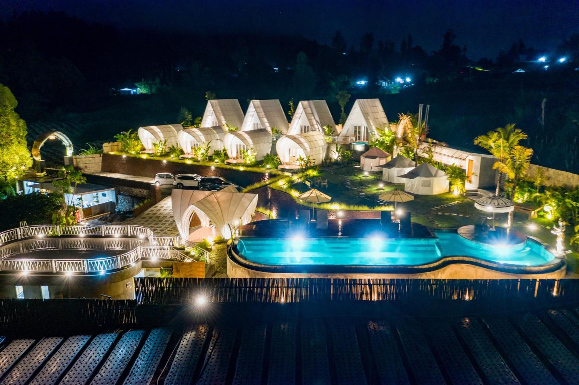 The Dewi Kintamani Luxury Glamping And Natural Hotspring Hotel Buitenkant foto