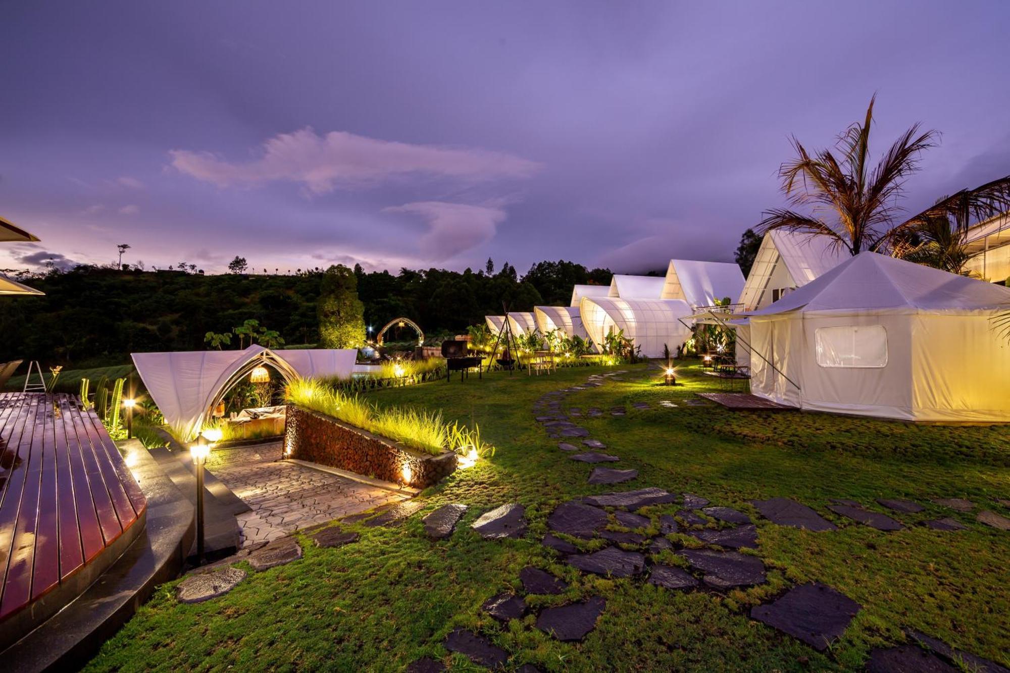 The Dewi Kintamani Luxury Glamping And Natural Hotspring Hotel Buitenkant foto