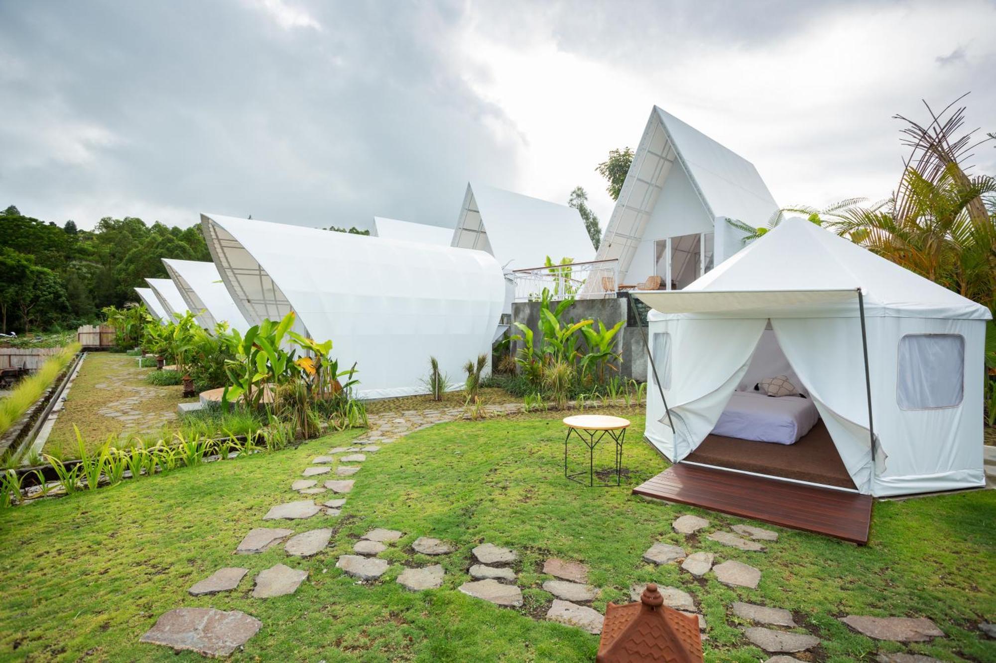 The Dewi Kintamani Luxury Glamping And Natural Hotspring Hotel Buitenkant foto